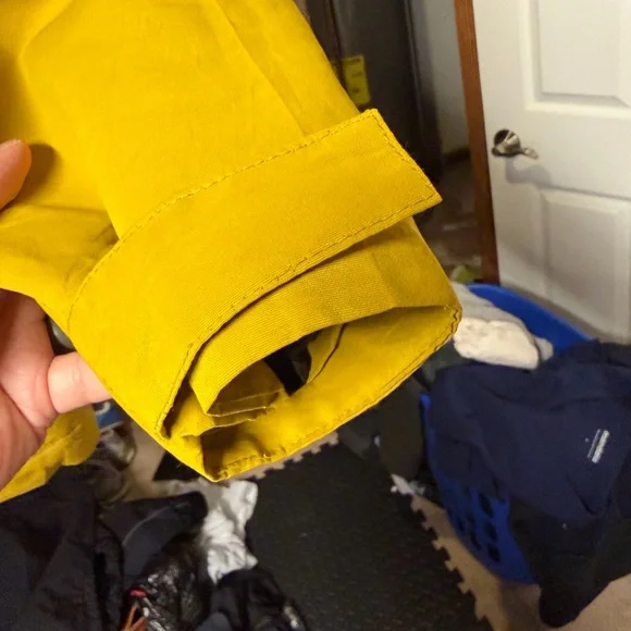 Liquid Men's Yellow winter Jacket sz L - Picture 3 of 6